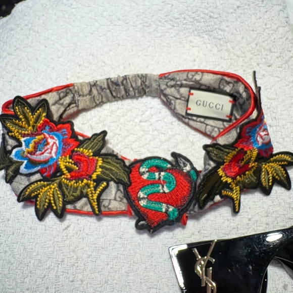 Sunglasses and headband bundle - Picture 6 of 6